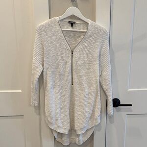 Express Cream V-Neck Sweater with Zipper